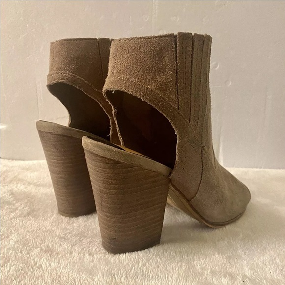 Dolce Vita Pasha Ankle Bootie Taupe Suede Leather Open Toe Stacked Heel Size 9M - Picture 3 of 16